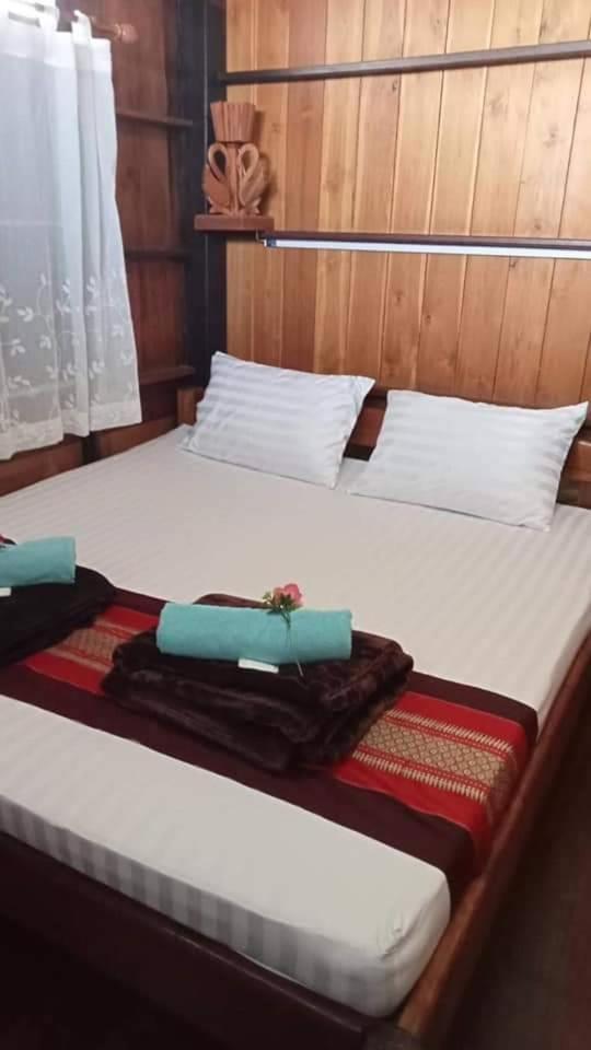 บ้านเรือนไทยมะลิเมืองเก่า سوكوتايْ المظهر الخارجي الصورة