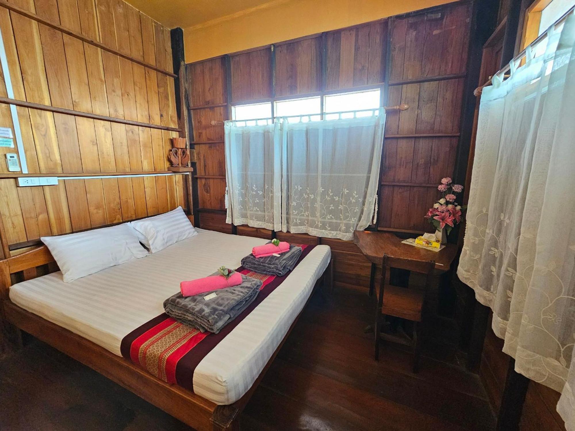 บ้านเรือนไทยมะลิเมืองเก่า سوكوتايْ المظهر الخارجي الصورة